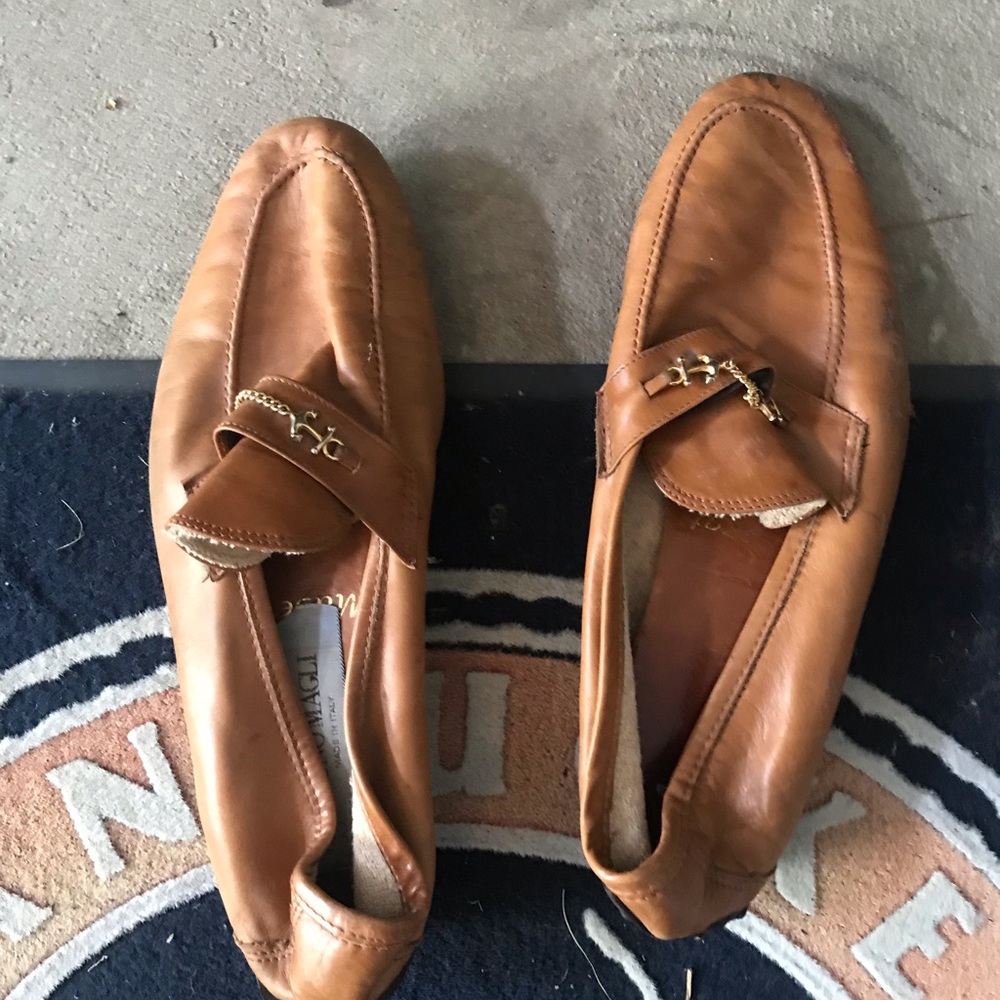 Men’s shoes